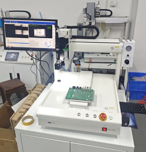 Najnowsze wiadomości o Maszyna do dozowania kleju z programowaniem CCD Fiducial