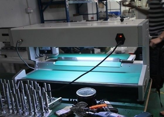 Dobra cena. Urządzenia do odcinania płytek PCB ze stali nierdzewnej 400 mm Długość cięcia LED Light Equipped Blade Moving PCB Separator HS-203 w Internecie